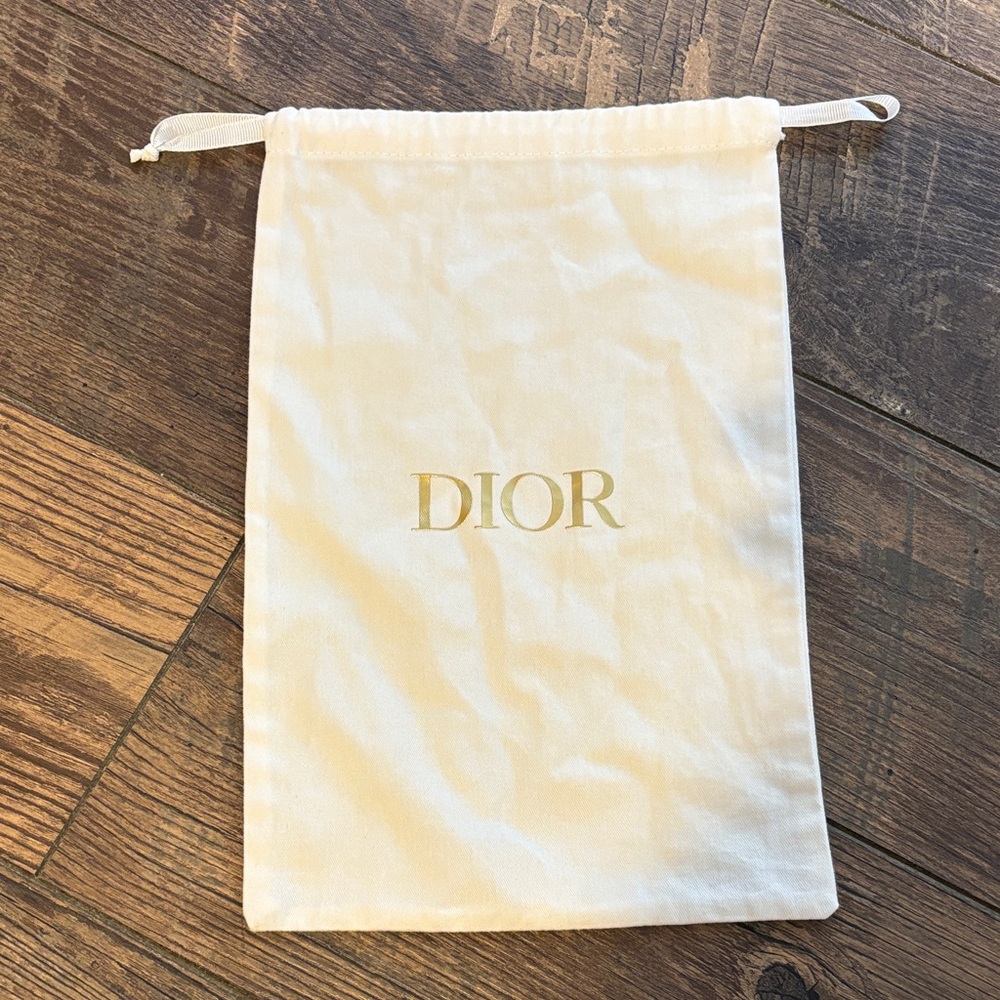 Dior dust bag.
